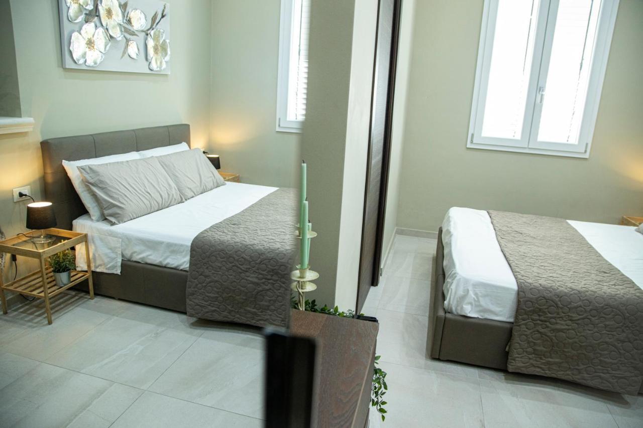 Hotel House Orlando à Sferracavallo Extérieur photo