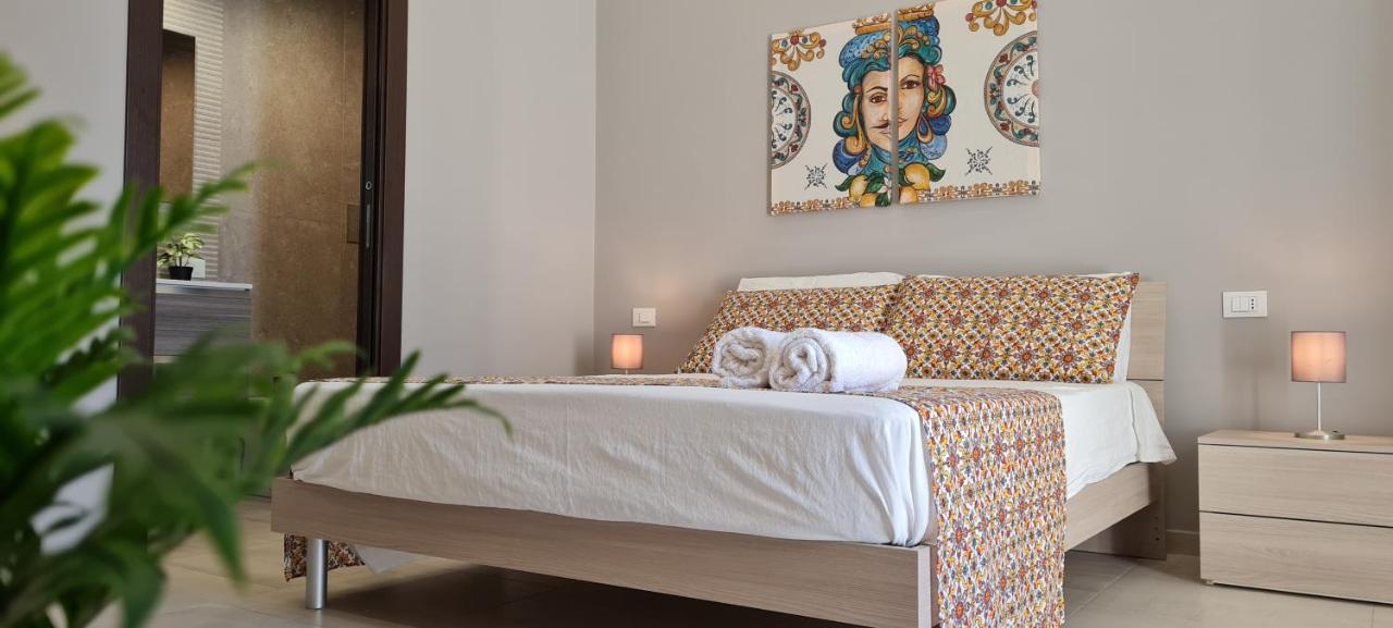 Hotel House Orlando à Sferracavallo Extérieur photo