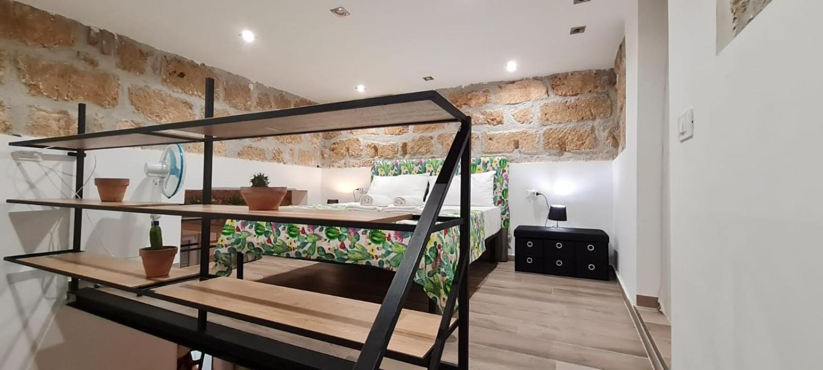 Hotel House Orlando à Sferracavallo Extérieur photo